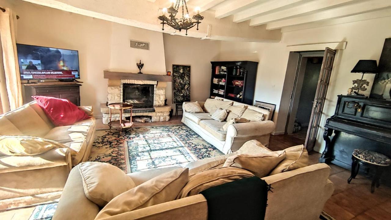 La Maison Bleue Varzy Eksteriør bilde