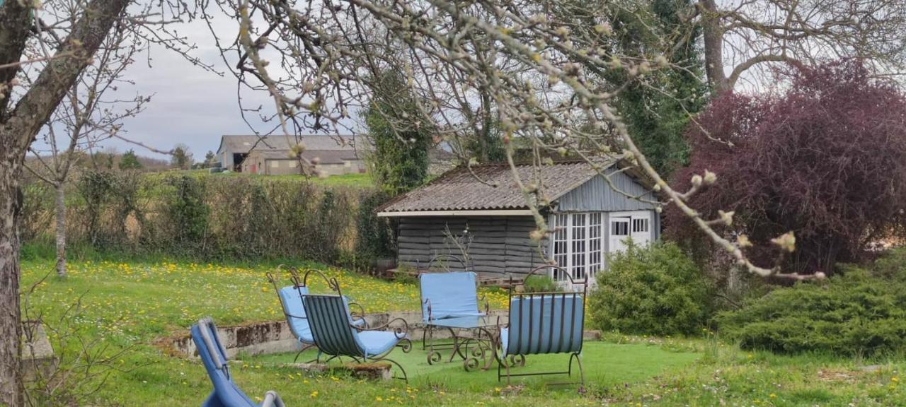 La Maison Bleue Varzy Eksteriør bilde